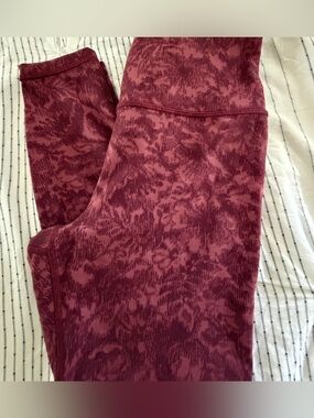 Athleta Elation cranberry floral leggings-size M